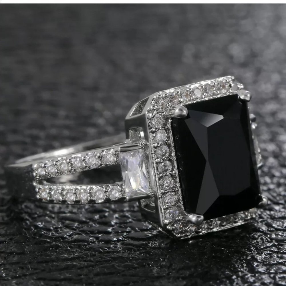 Black Sapphire 925 Silver Jewelry Wedding Ring - Picture 1 of 6